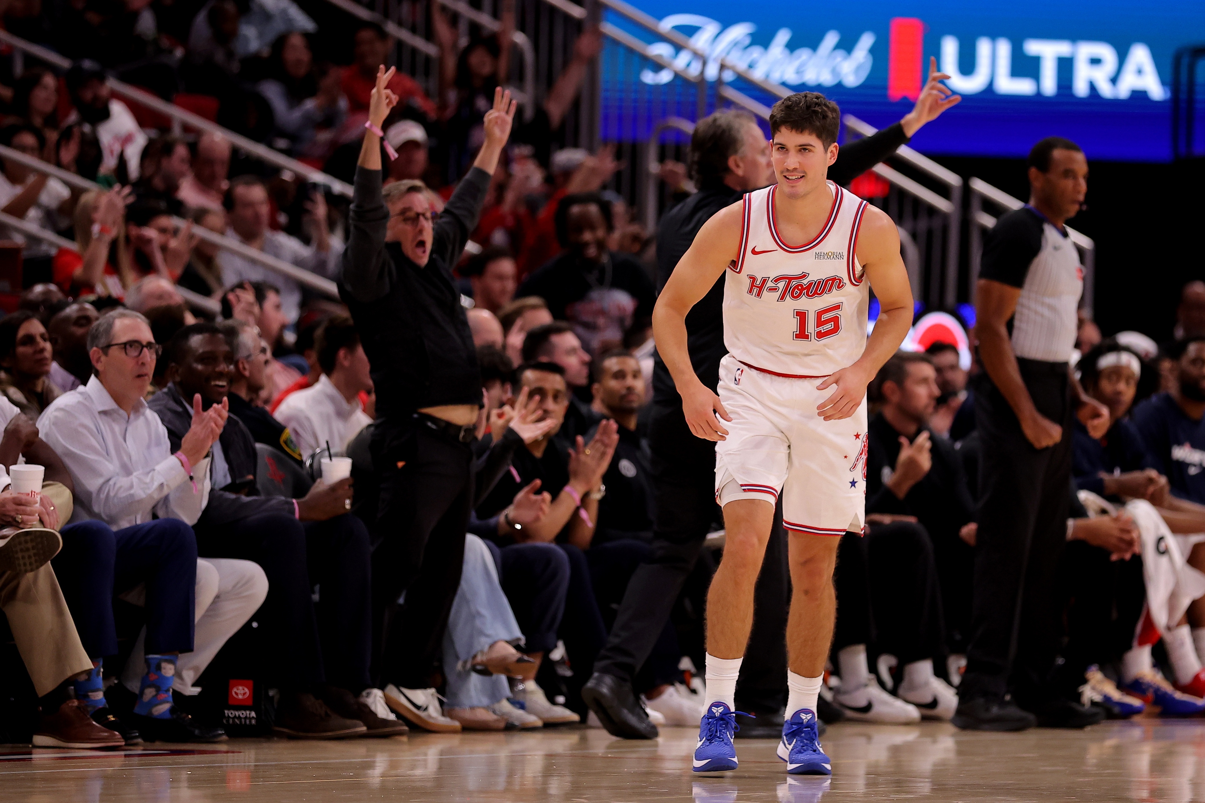 BB体育下载-谢泼德加入!火箭队史仅6人单场15+7+10+5断 哈登8次&amp;大梦皮蓬在列